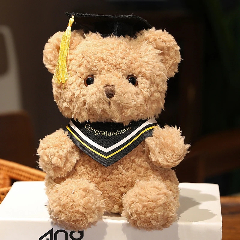 Pourquoi l'ours en peluche de graduation utilise-t-il une garniture en coton PP?
