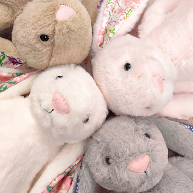 Lapin lapin en peluche