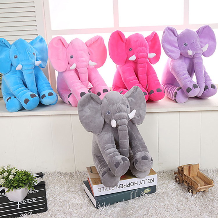 Éléphant en peluche